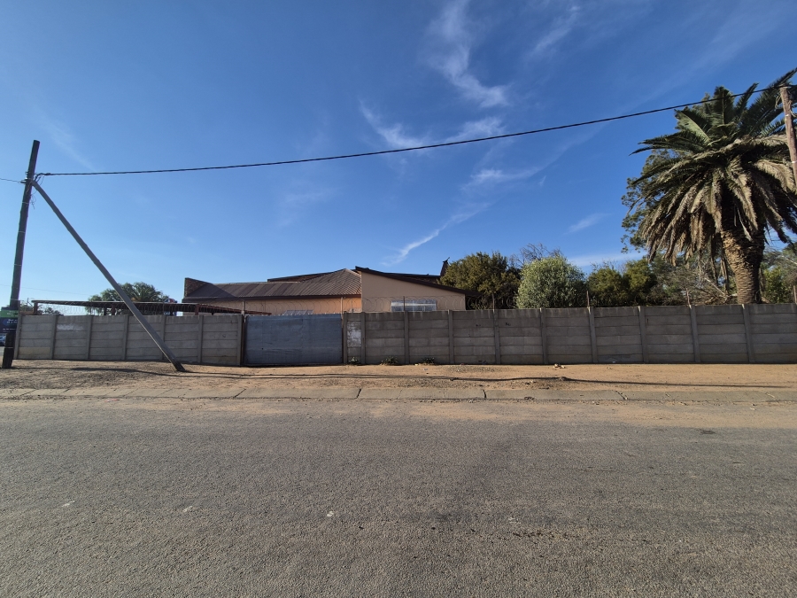 4 Bedroom Property for Sale in Wolmaransstad North West